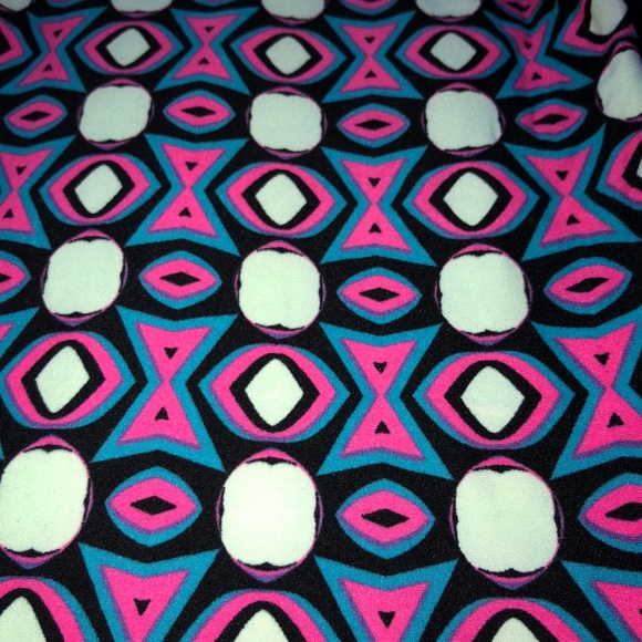 Lularoe NWOT TC Leggings - Picture 2 of 3